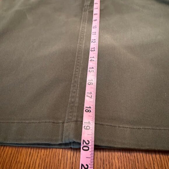 Izod Olive Green Twill Jean-Style Short Skirt Size 12 - Picture 5 of 7